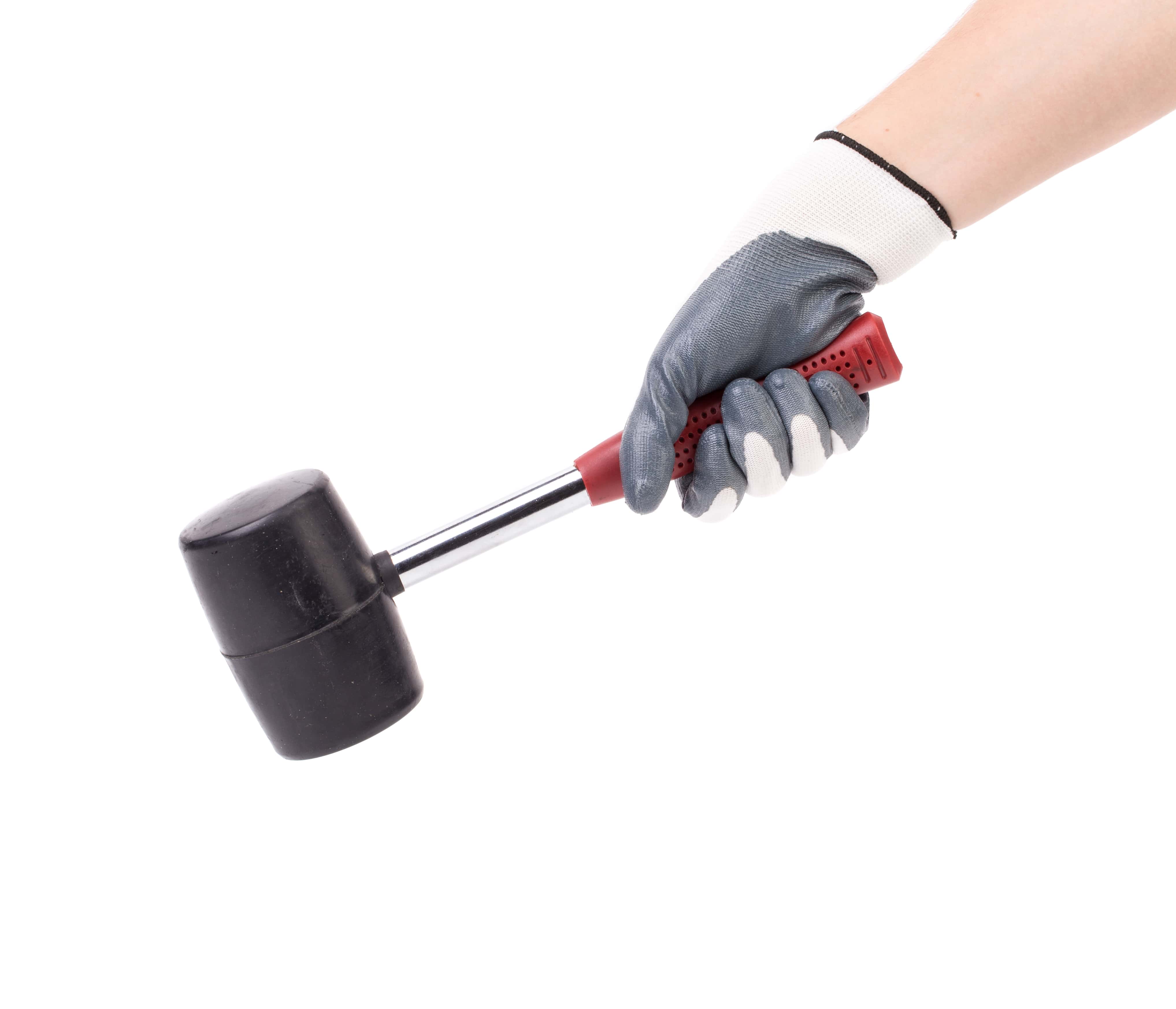 Jak samodzielnie naprawić uszkodzony chodnik? [Poradnik krok po kroku]