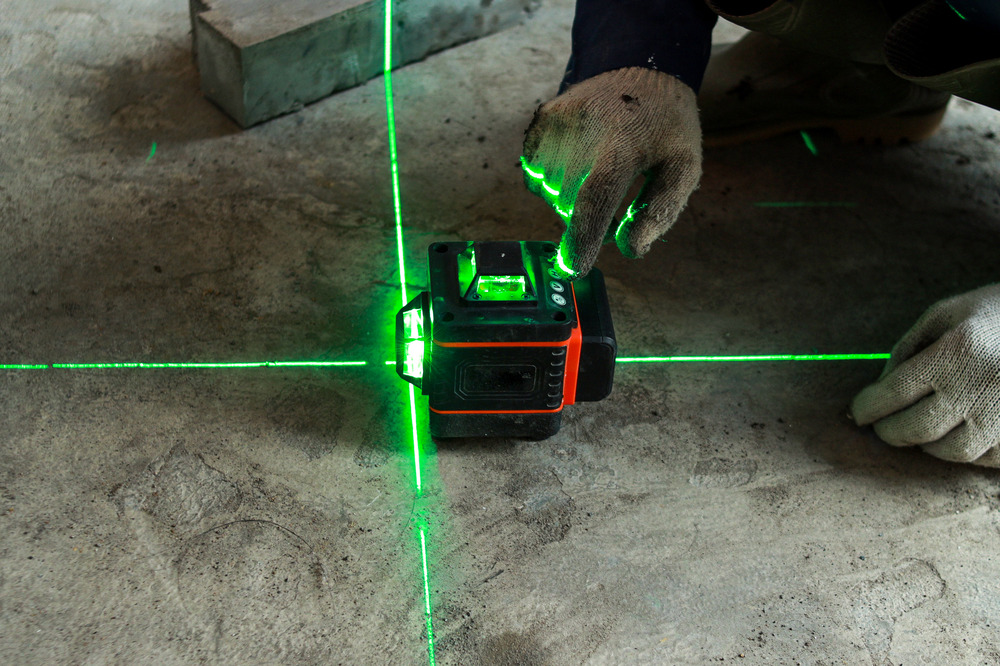 Zalety pracy z laserowymi narzędziami pomiarowymi