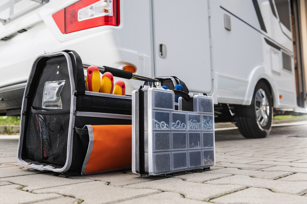 Jak bezpiecznie transportować narzędzia elektryczne?